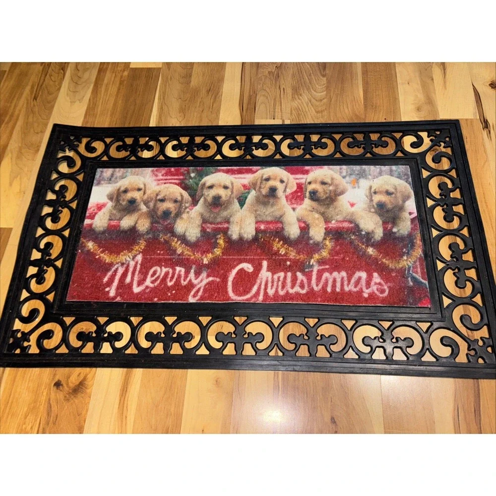 Evergreen Sassafras Changeable Mat and Christmas Labrador Retrievers Insert.
